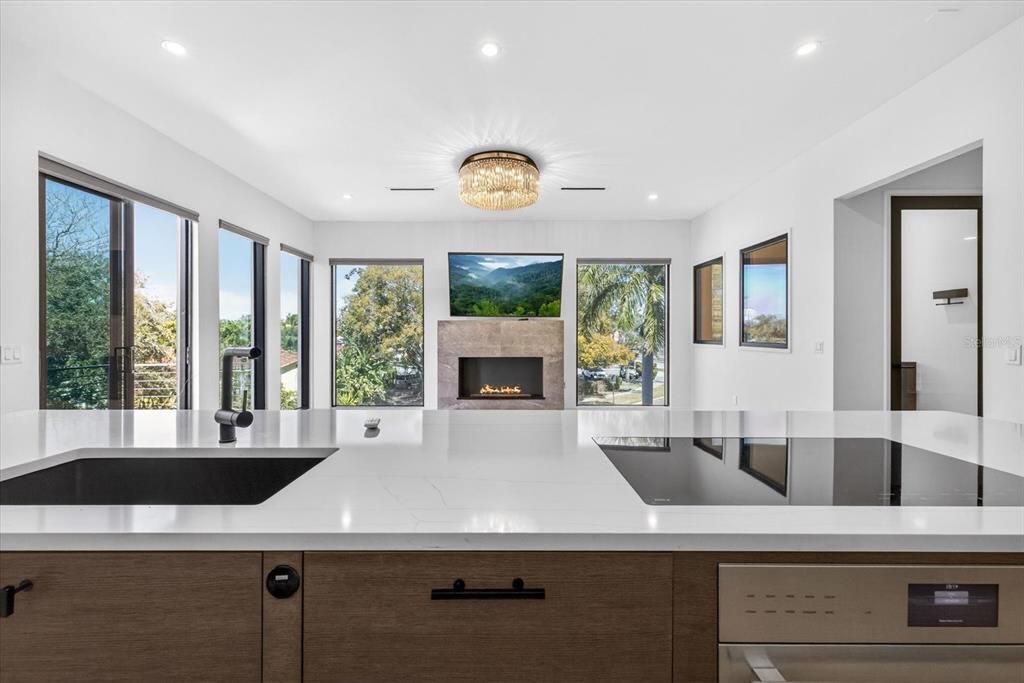 For Rent: $12,750 (4 beds, 4 baths, 3758 Square Feet)
