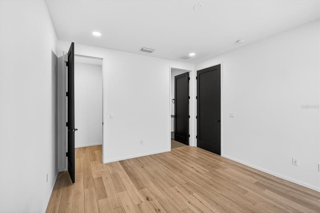 For Rent: $12,750 (4 beds, 4 baths, 3758 Square Feet)