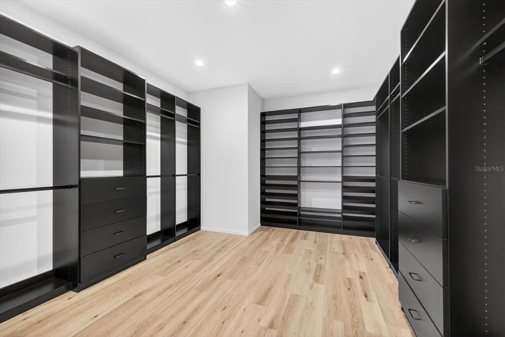 For Rent: $12,750 (4 beds, 4 baths, 3758 Square Feet)