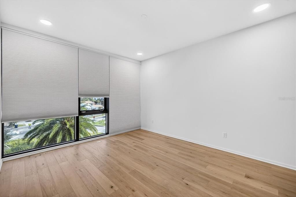 For Rent: $12,750 (4 beds, 4 baths, 3758 Square Feet)