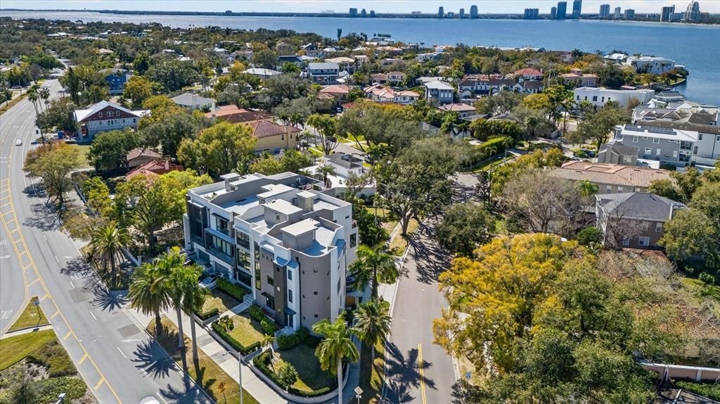 For Rent: $12,750 (4 beds, 4 baths, 3758 Square Feet)