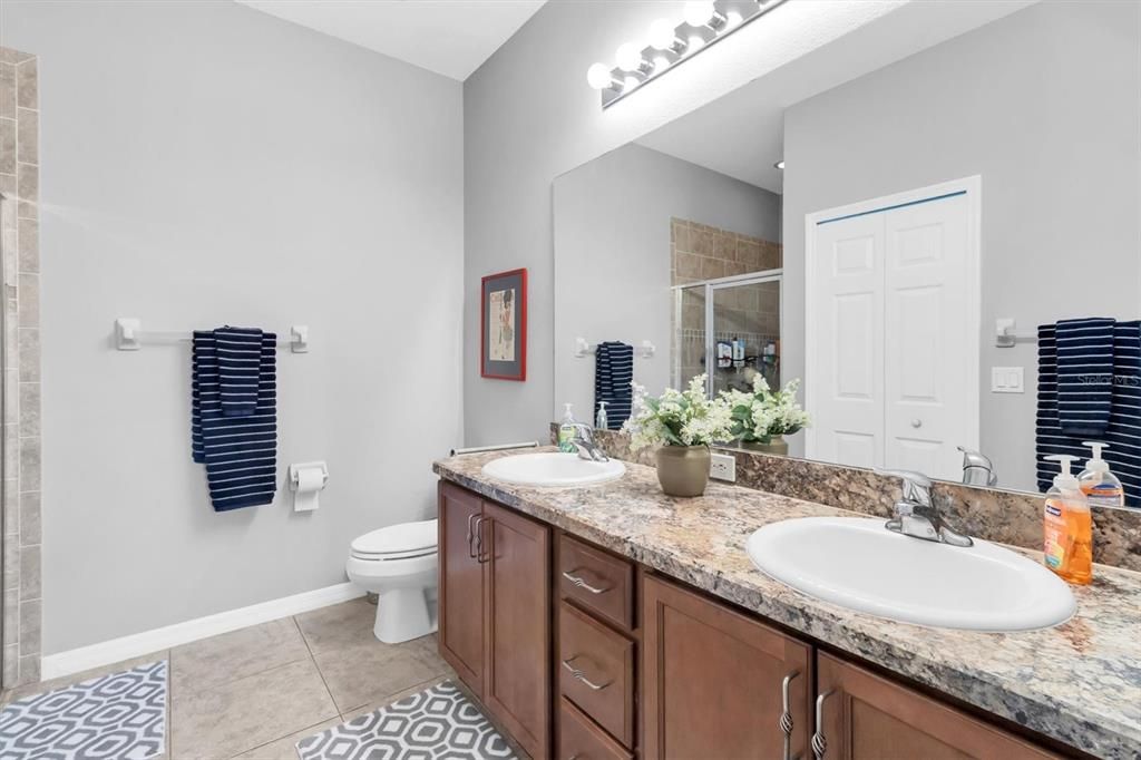 Active With Contract: $240,000 (2 beds, 2 baths, 1243 Square Feet)