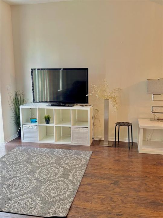 For Sale: $240,000 (3 beds, 2 baths, 1468 Square Feet)