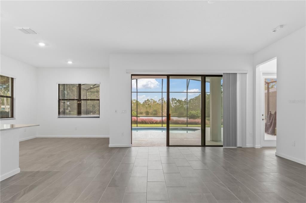 For Rent: $4,500 (5 beds, 5 baths, 3182 Square Feet)