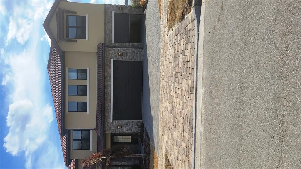 Recently Sold: $2,317,641 (4 beds, 4 baths, 4189 Square Feet)