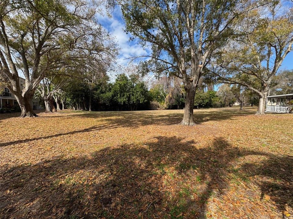 Под контрактом: $1,750 (2 спален, 2 ванн, 1340 Квадратных фут)