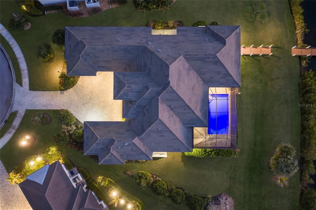 Activo con contrato: $2,150,000 (3 camas, 3 baños, 3271 Pies cuadrados)