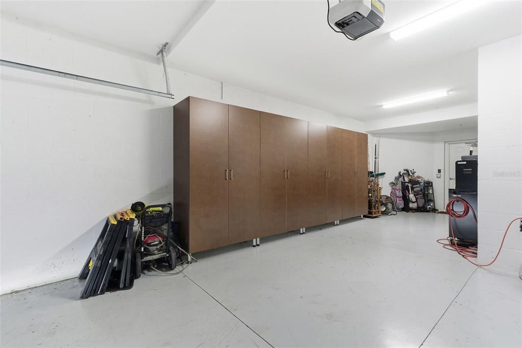 Activo con contrato: $480,000 (3 camas, 2 baños, 2222 Pies cuadrados)