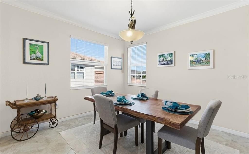 Activo con contrato: $480,000 (3 camas, 2 baños, 2222 Pies cuadrados)