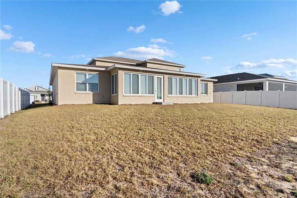 For Sale: $770,000 (4 beds, 4 baths, 4482 Square Feet)