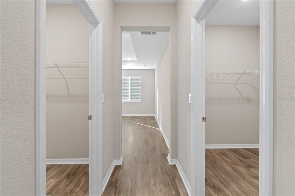 For Sale: $770,000 (4 beds, 4 baths, 4482 Square Feet)