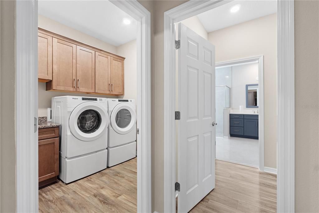 For Sale: $770,000 (4 beds, 4 baths, 4482 Square Feet)