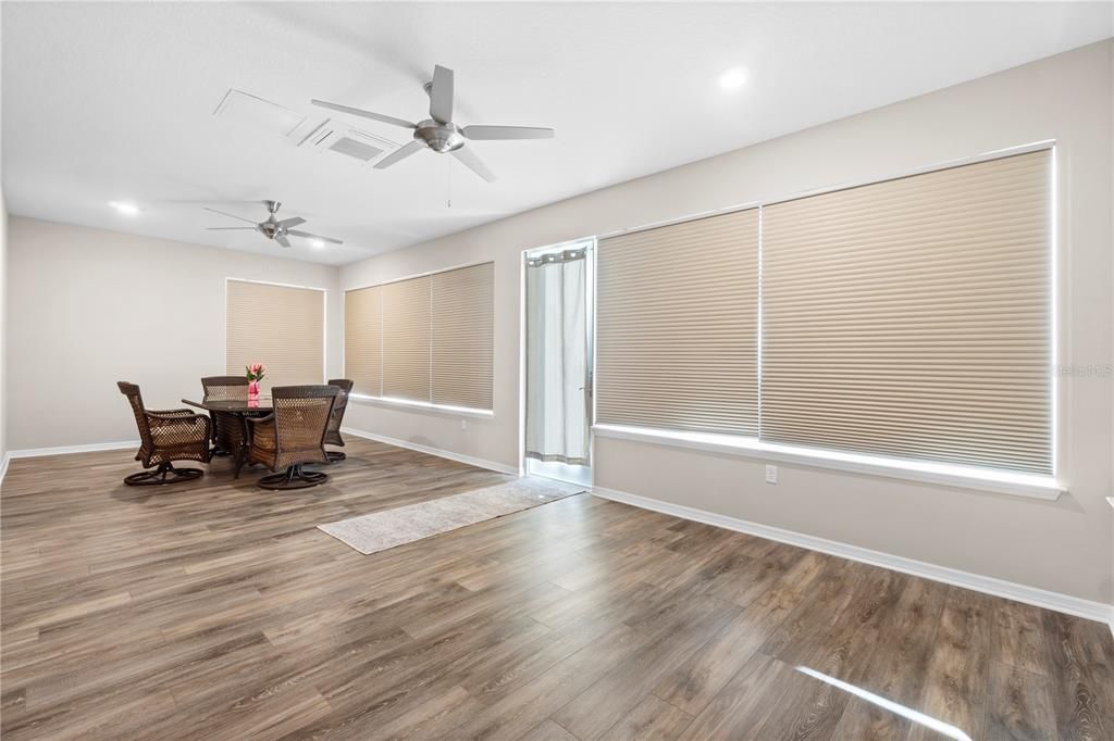 For Sale: $770,000 (4 beds, 4 baths, 4482 Square Feet)