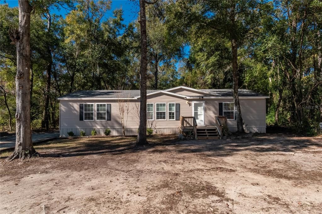Vendido Recientemente: $234,000 (3 camas, 2 baños, 1800 Pies cuadrados)