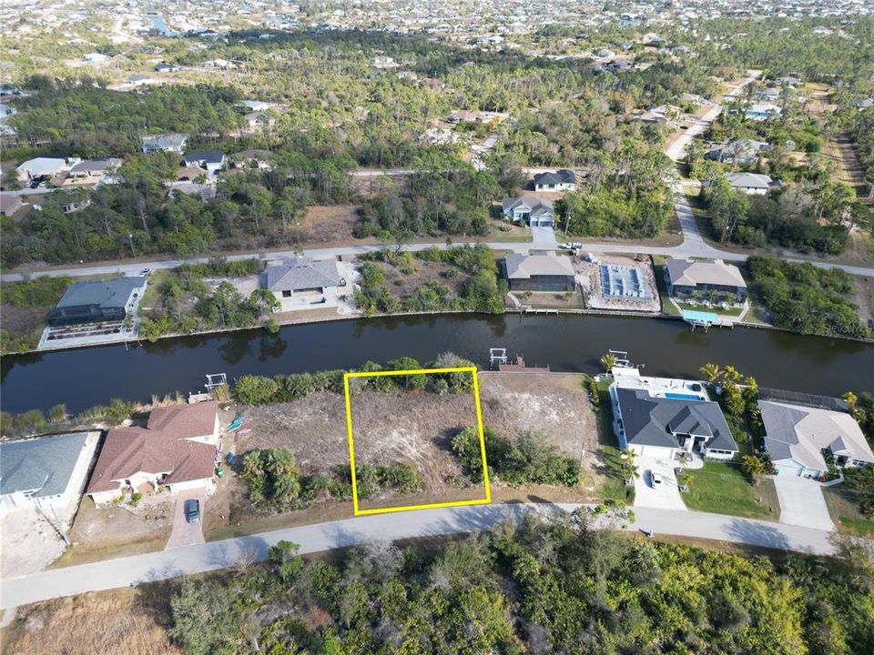Activo con contrato: $105,000 (0.25 acres)