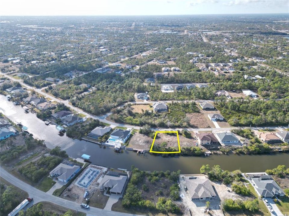 Activo con contrato: $105,000 (0.25 acres)