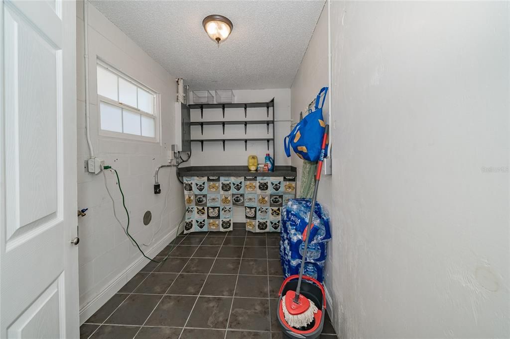 En Venta: $280,000 (3 camas, 1 baños, 1350 Pies cuadrados)