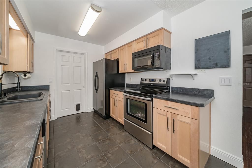 En Venta: $280,000 (3 camas, 1 baños, 1350 Pies cuadrados)