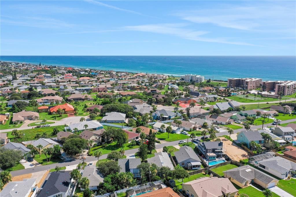 For Sale: $389,900 (3 beds, 2 baths, 1938 Square Feet)