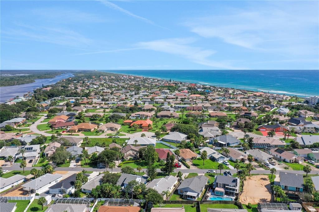 For Sale: $389,900 (3 beds, 2 baths, 1938 Square Feet)