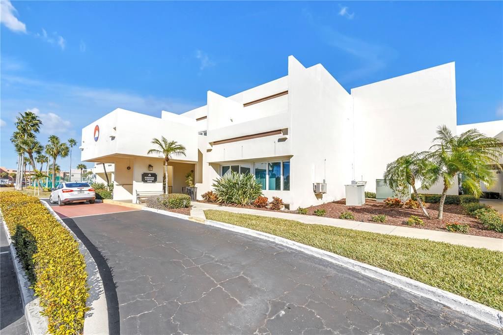 Activo con contrato: $197,900 (2 camas, 2 baños, 1230 Pies cuadrados)