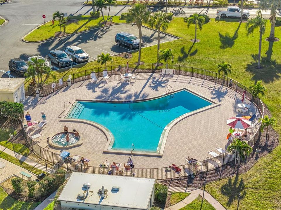 Activo con contrato: $197,900 (2 camas, 2 baños, 1230 Pies cuadrados)