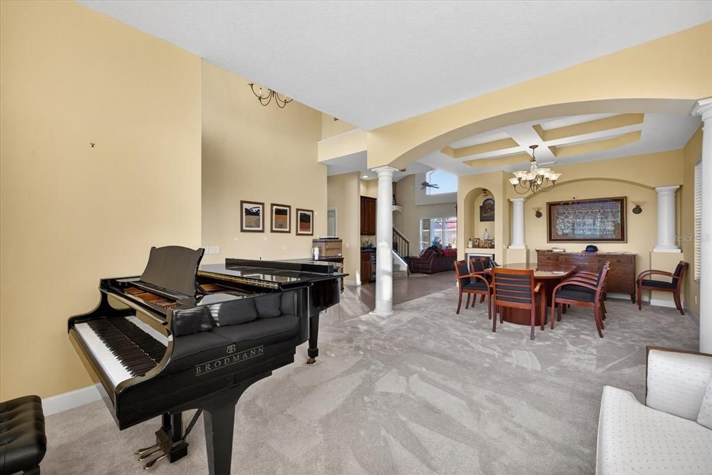 En Venta: $1,365,000 (5 camas, 4 baños, 3842 Pies cuadrados)