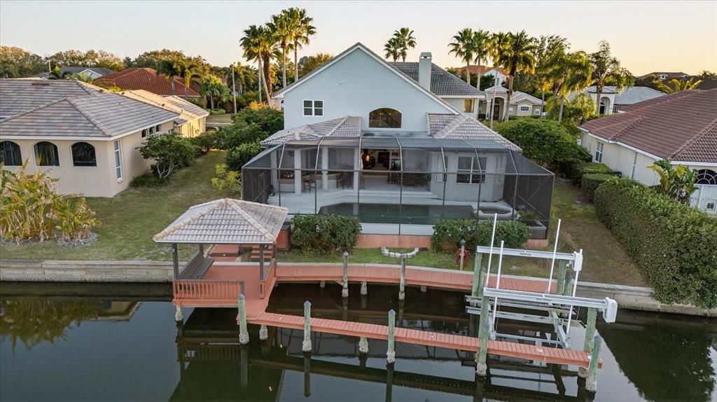 En Venta: $1,365,000 (5 camas, 4 baños, 3842 Pies cuadrados)
