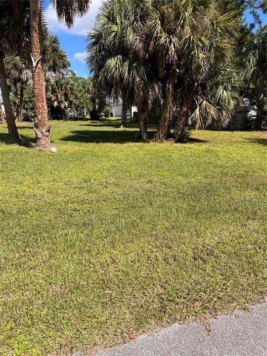 En Venta: $69,900 (0.24 acres)