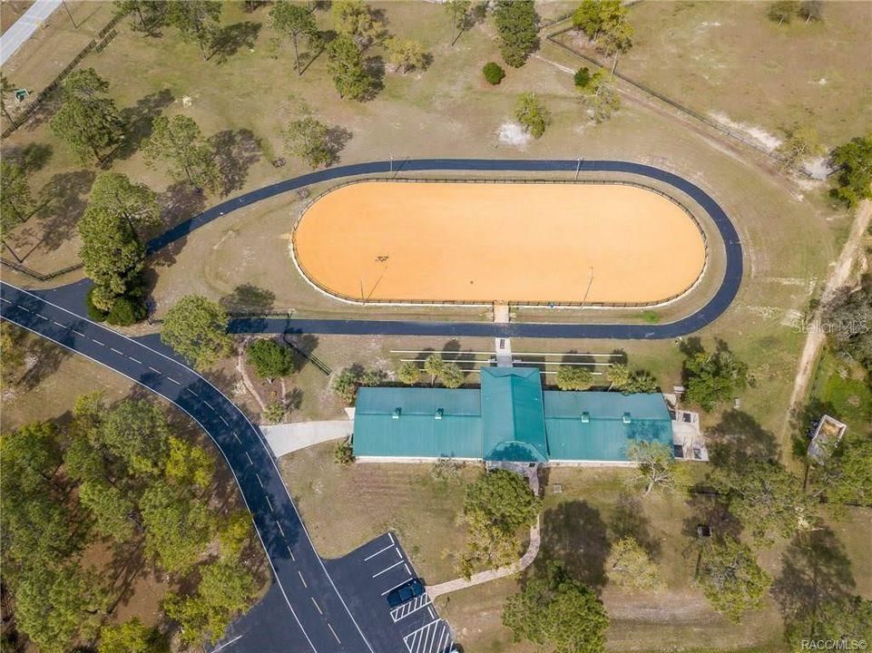 En Venta: $299,000 (5.92 acres)