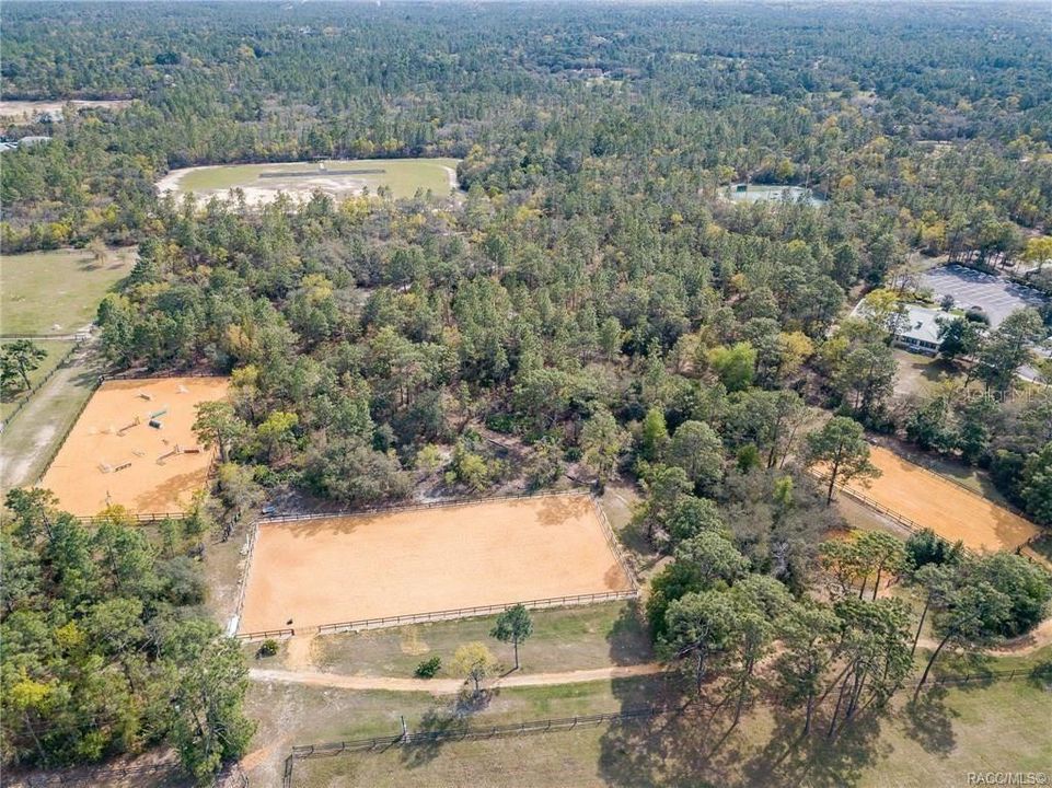 En Venta: $299,000 (5.92 acres)