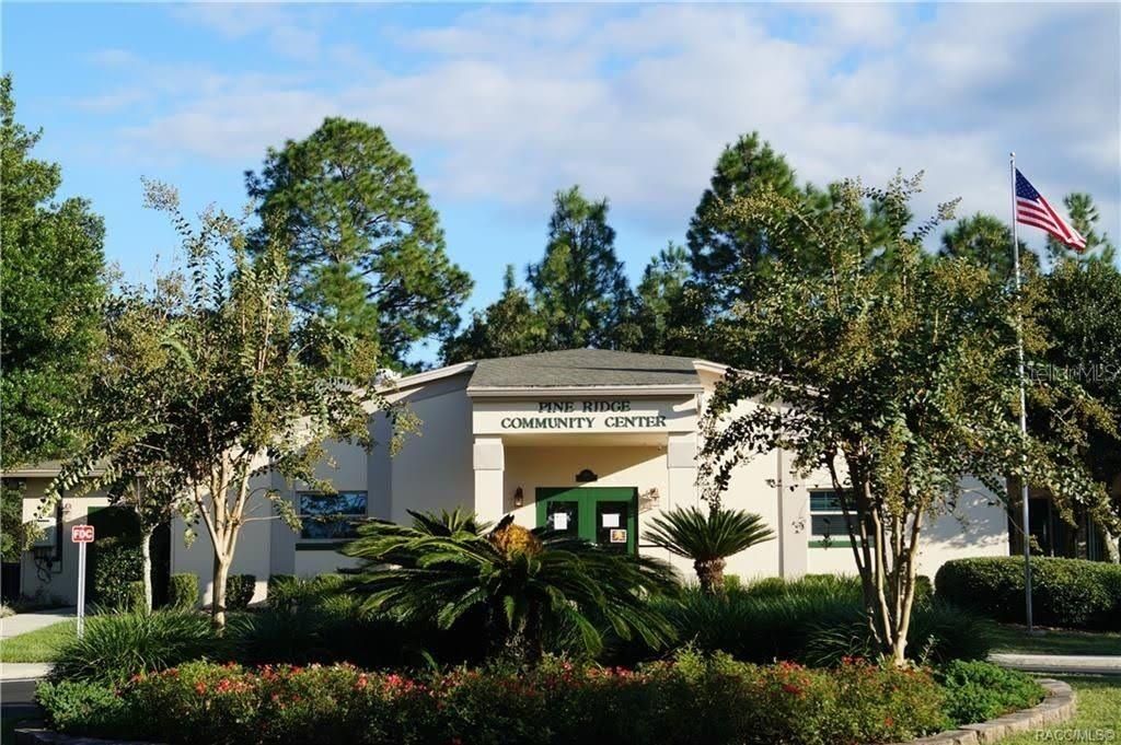 En Venta: $299,000 (5.92 acres)