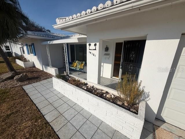 На продажу: $329,900 (2 спален, 2 ванн, 1576 Квадратных фут)