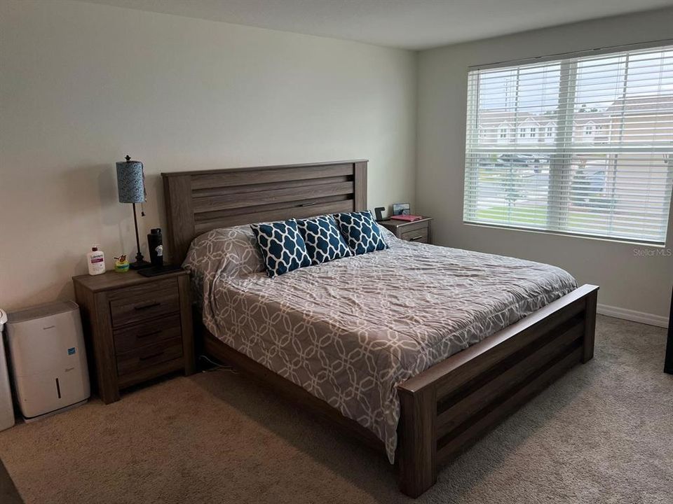 На продажу: $335,000 (3 спален, 2 ванн, 1452 Квадратных фут)