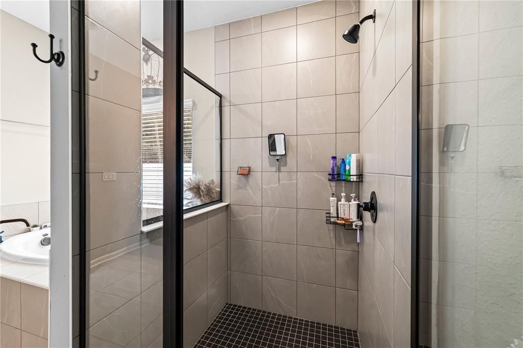 For Sale: $540,000 (4 beds, 3 baths, 2493 Square Feet)