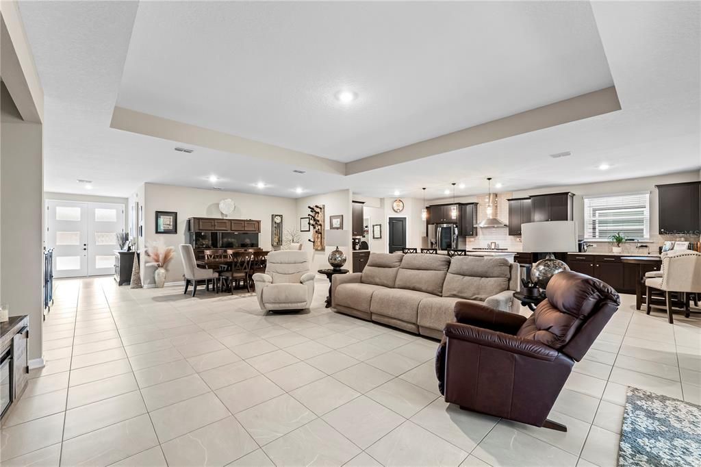 For Sale: $540,000 (4 beds, 3 baths, 2493 Square Feet)