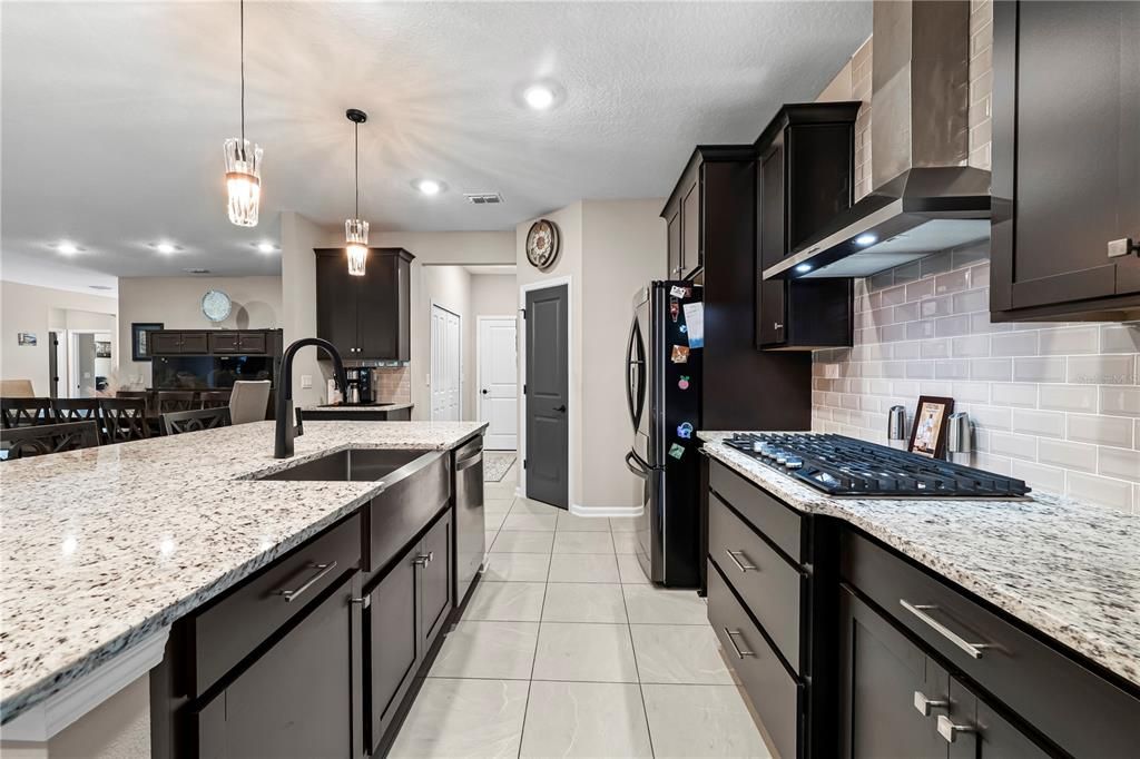 For Sale: $540,000 (4 beds, 3 baths, 2493 Square Feet)