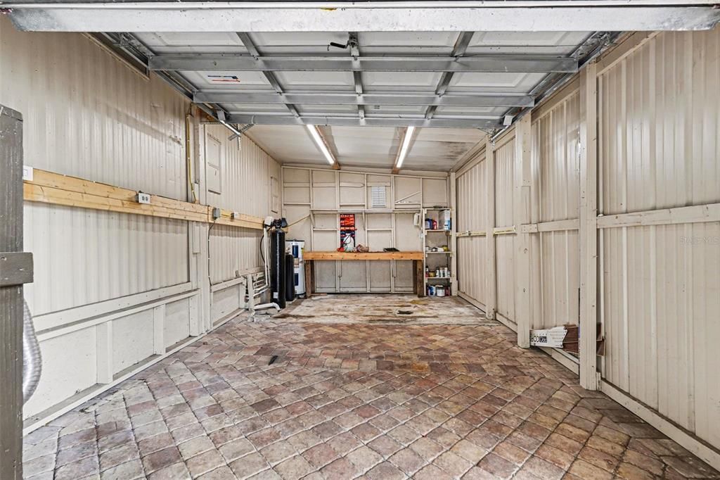 На продажу: $190,000 (2 спален, 2 ванн, 1056 Квадратных фут)
