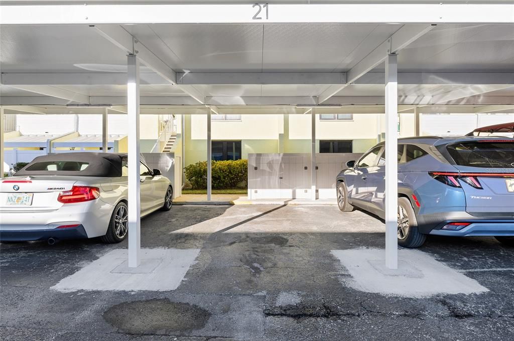 На продажу: $299,990 (2 спален, 2 ванн, 1040 Квадратных фут)