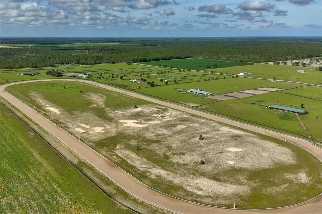 На продажу: $599,000 (20.01 acres)