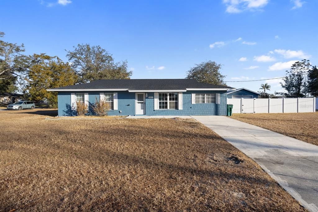 Active With Contract: $249,900 (4 beds, 1 baths, 1300 Square Feet)