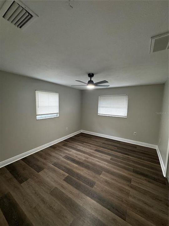 For Rent: $2,400 (3 beds, 2 baths, 1174 Square Feet)