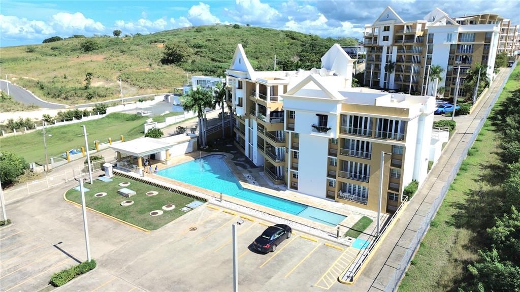 Vendido Recientemente: $305,000 (2 camas, 2 baños, 983 Pies cuadrados)