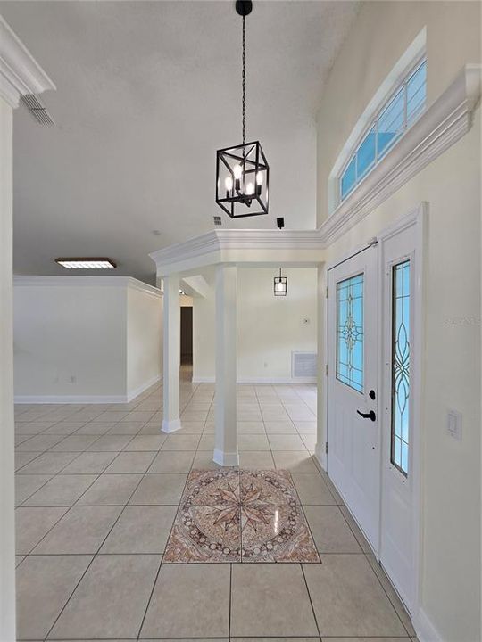 For Rent: $3,000 (4 beds, 2 baths, 2017 Square Feet)