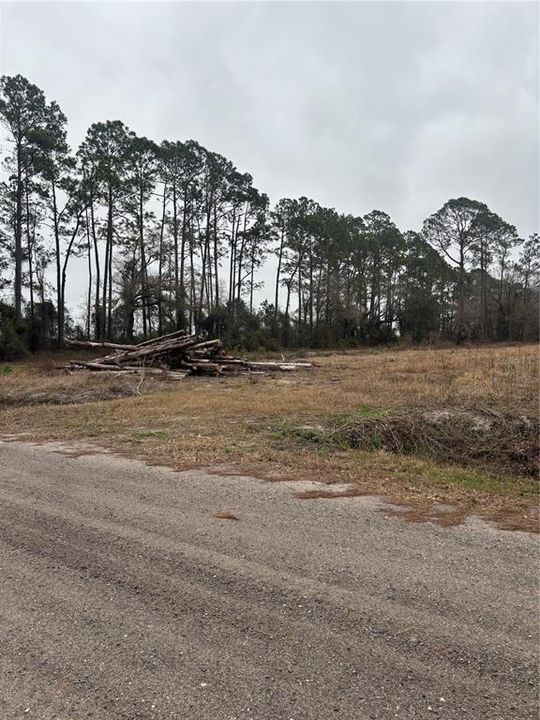 En Venta: $59,000 (1.11 acres)