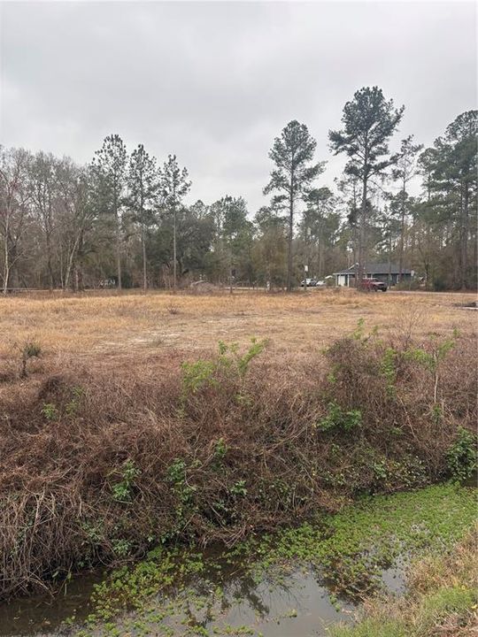 En Venta: $59,000 (1.11 acres)