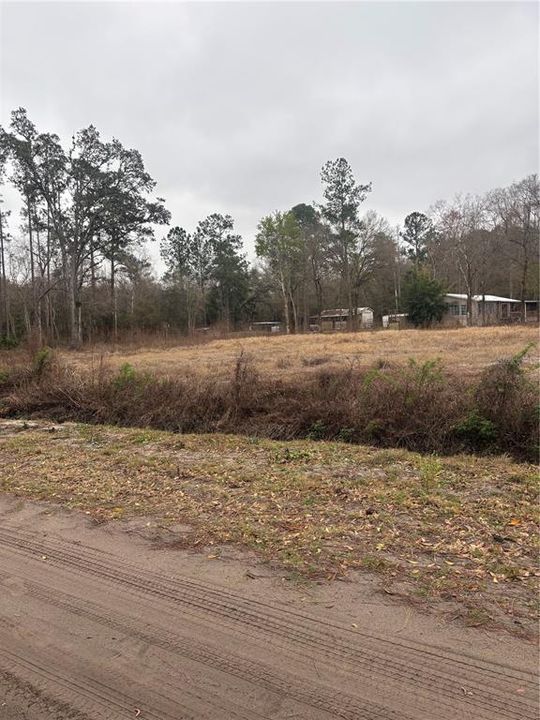 En Venta: $59,000 (1.11 acres)