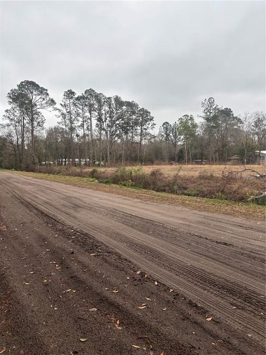 En Venta: $59,000 (1.11 acres)