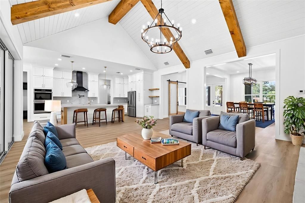 For Sale: $1,259,000 (5 beds, 4 baths, 3752 Square Feet)