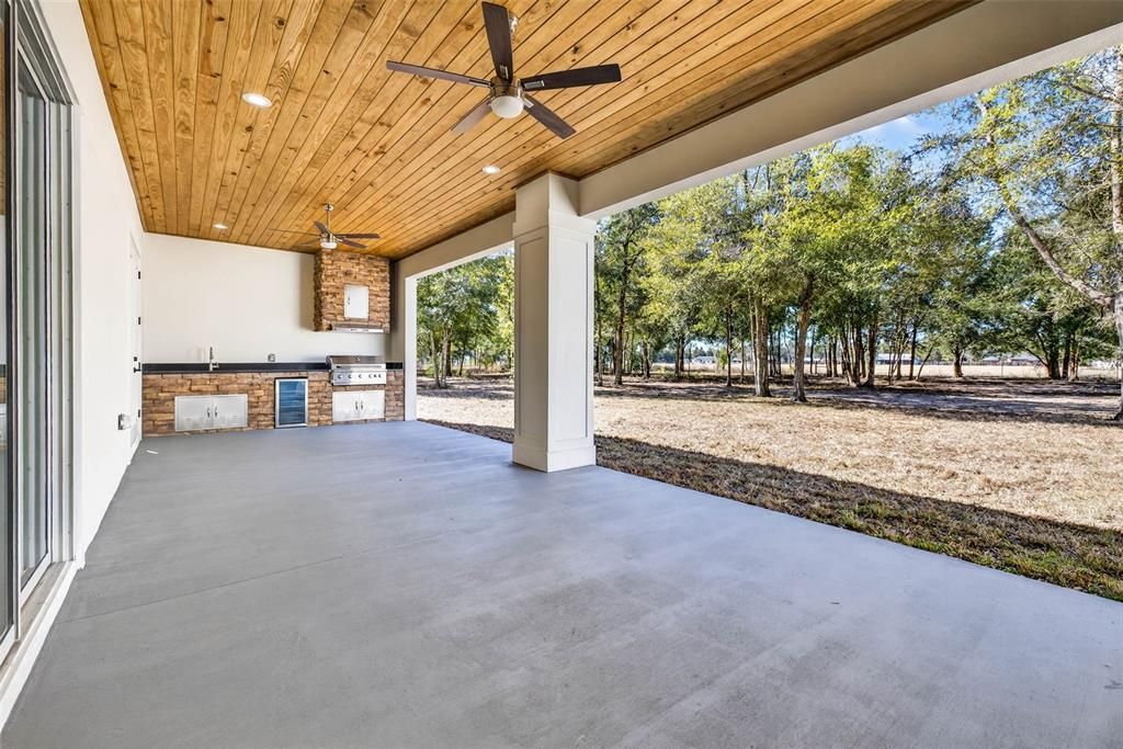For Sale: $1,259,000 (5 beds, 4 baths, 3752 Square Feet)